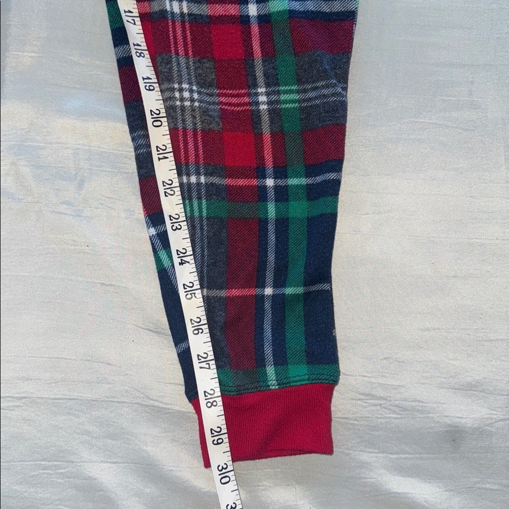 Secret Treasures Pajama Set All Is Bright Long Sleeve Top & Plaid Joggers Sz S - Picture 12 of 14